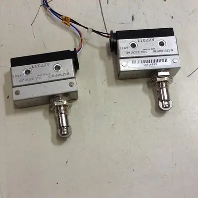 USED MATSUSHITA ELECTRIC AZ7311