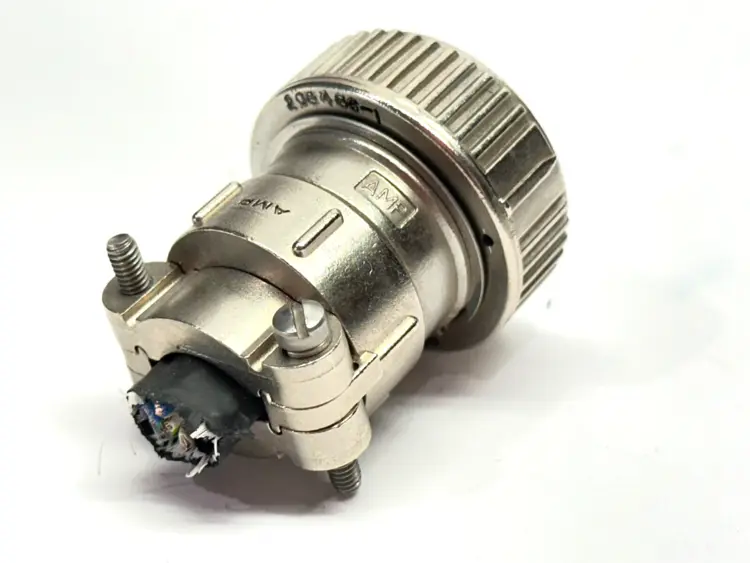 Used AMP 208486-1 Connector Accessories Michigan US | Maverick Industrial Sales #1475410