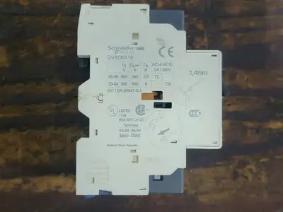 USED SCHNEIDER ELECTRIC GV2ME16