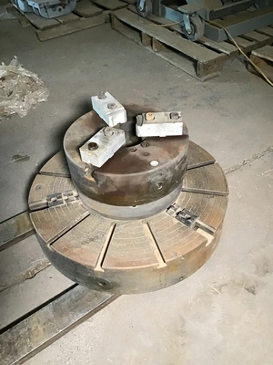 Lot of Lathe Chucks