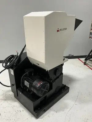 USED MILACRON MG-814