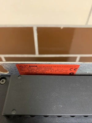 Danfoss VLT6006 HVAC Drive GT4CN1STR3DLF00A00C0 3.7kW/5Hp 380/460VAC Garantie