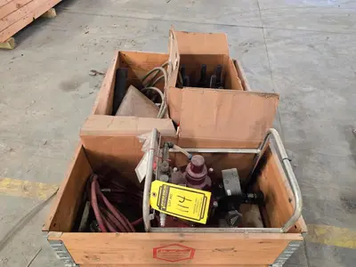 Used _UNKNOWN_ _UNKNOWN_ Circuit Breakers Indiana US | Myron Bowling Auctioneers Inc #1503987