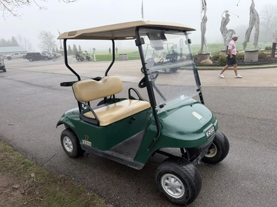 (1) 2017 E-Z-Go golf cart with a Kawasaki gas engine, model 625111G01, does not include Club canopy,...