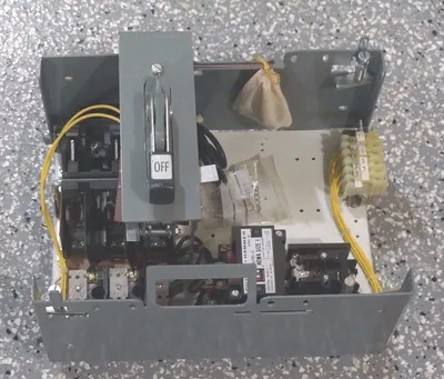 NEW CUTLER HAMMER 10AF9687476 SWITCH ASSEMBLY SER. A