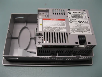 NEW Allen-Bradley 2711P-B6M20D8