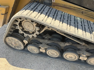 USED 2015 CAT 277D