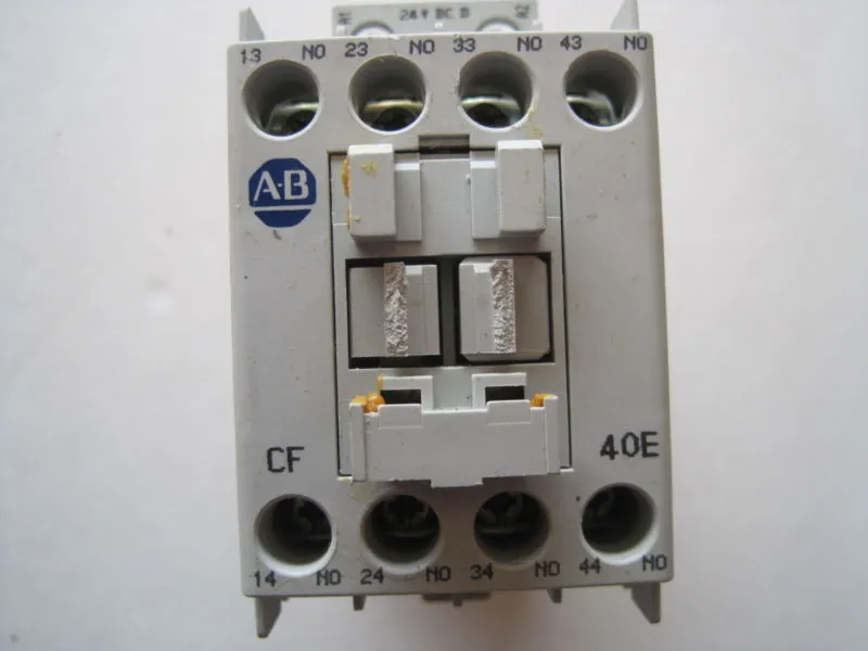 USED ALLEN BRADLEY 700-CF400D CONTACTOR 700CF400D