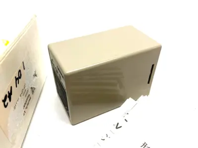 USED OMRON FLOATLESS LEVEL SWITCH PLUG-IN TYPE 11-PIN