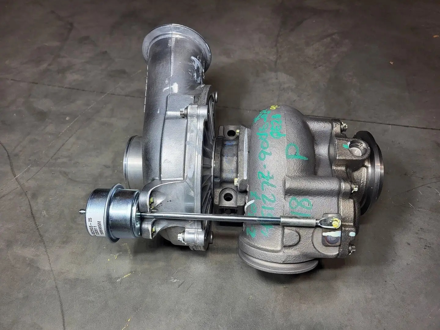 NEW FORD F81Z-6K682-BARM