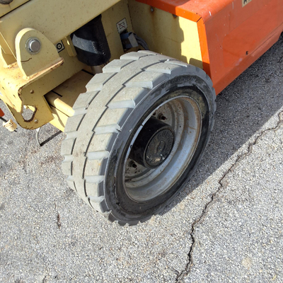 USED 2015 JLG 4069LE