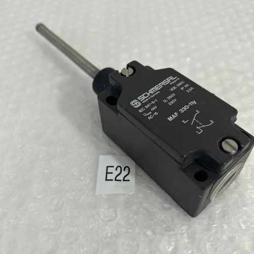 NEW Schmersal MAF 330-11Y