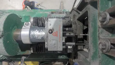 USED 2002 WOODTEK BM-301