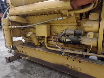 USED CATERPILLAR D348