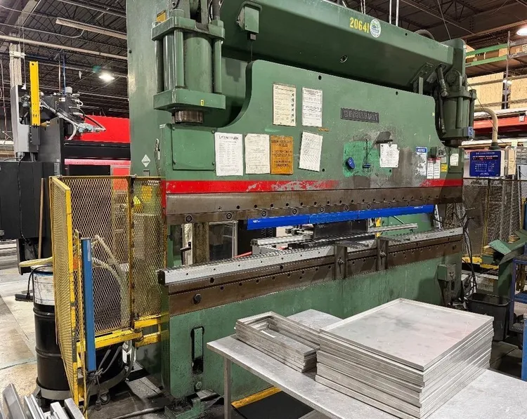 Used 1989 CINCINNATI INC 175 CBX10 Press Brakes North Carolina US | Used Fab Machines #874362