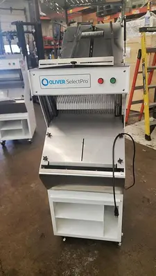 2022 OLIVER 747-N SELECT PRO Bread Slicer | Harvest Equipment and Fabrication Inc (7)