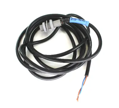 USED KEYENCE EV-112F