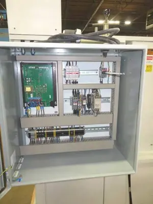 CDS CBH25-4 Extruder Line Pipe Acc Haul Off | Perry Equipment (3)