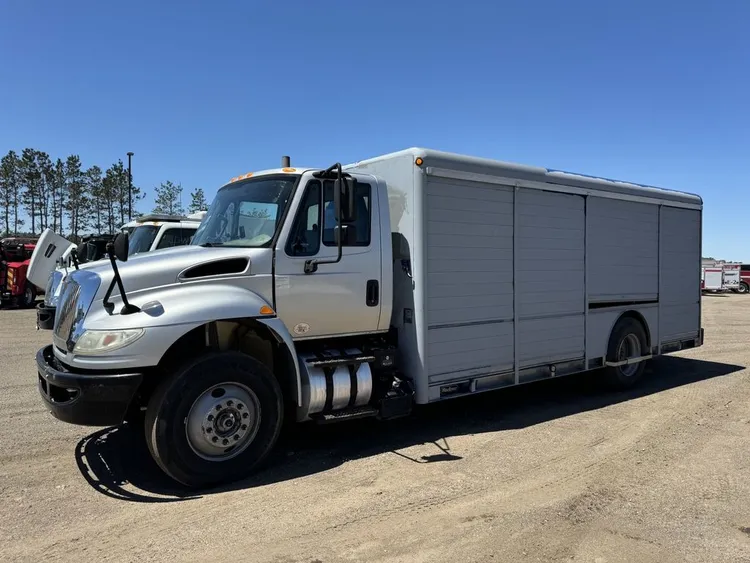 Used 2017 INTERNATIONAL 4300 HACKNEY BEVERAGE BODY Misc Trucks Minnesota US | Carco Truck & Equipment #1514244