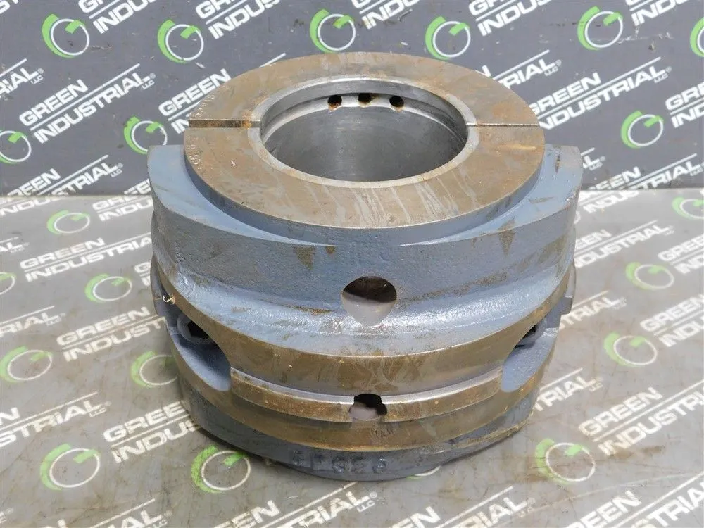 Unbranded 55618-2 Babbit Sleeve Bearing 3in Bore 6.7 in OD 4.8 in H Rusty Used