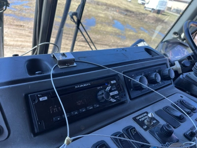 USED 2018 MACK LR613 REFUSE