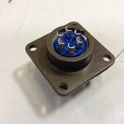 NEW AMPHENOL 97-3102A-14S-6S