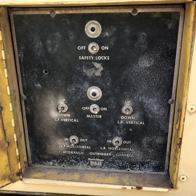 USED 1975 P&H T-300