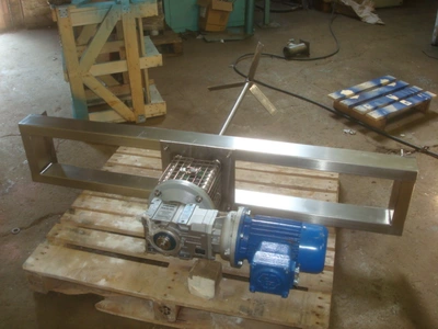 Rigal-Bennett Turbine Stirrer 0.55 kW FLP