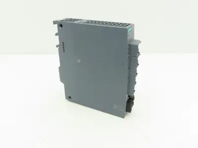 Siemens 6GK5-615-0AA00-2AA2 SCALANCE S615 5-Port Industrial LAN Router SINEMA RC