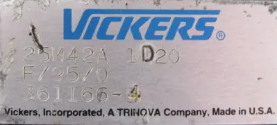 USED VICKERS 25M42A-1D20 HYDRAULIC MOTOR 25M42A1D20 361166-4