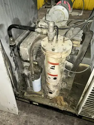 25 HP INGERSOLL RAND MODEL #SSR-EP25SE ROTARY SCREW AIR COMPRESSOR: YOBRO #25333