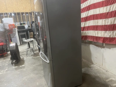Used HISENSE FREEZER ON BOTTOM Refrigerators Michigan US | Miedema Asset Management Group #1413776