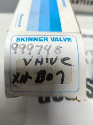 New | in-Stock SKINNER V54DB2400 Solenoid Valves Ohio US | Surplus Asset Holdings #1235346
