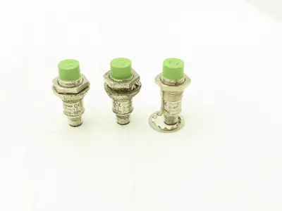 Autonics PRCM18-8DN Sensor 8mm Sensing Distance M18 12/24vDC Lot of 3