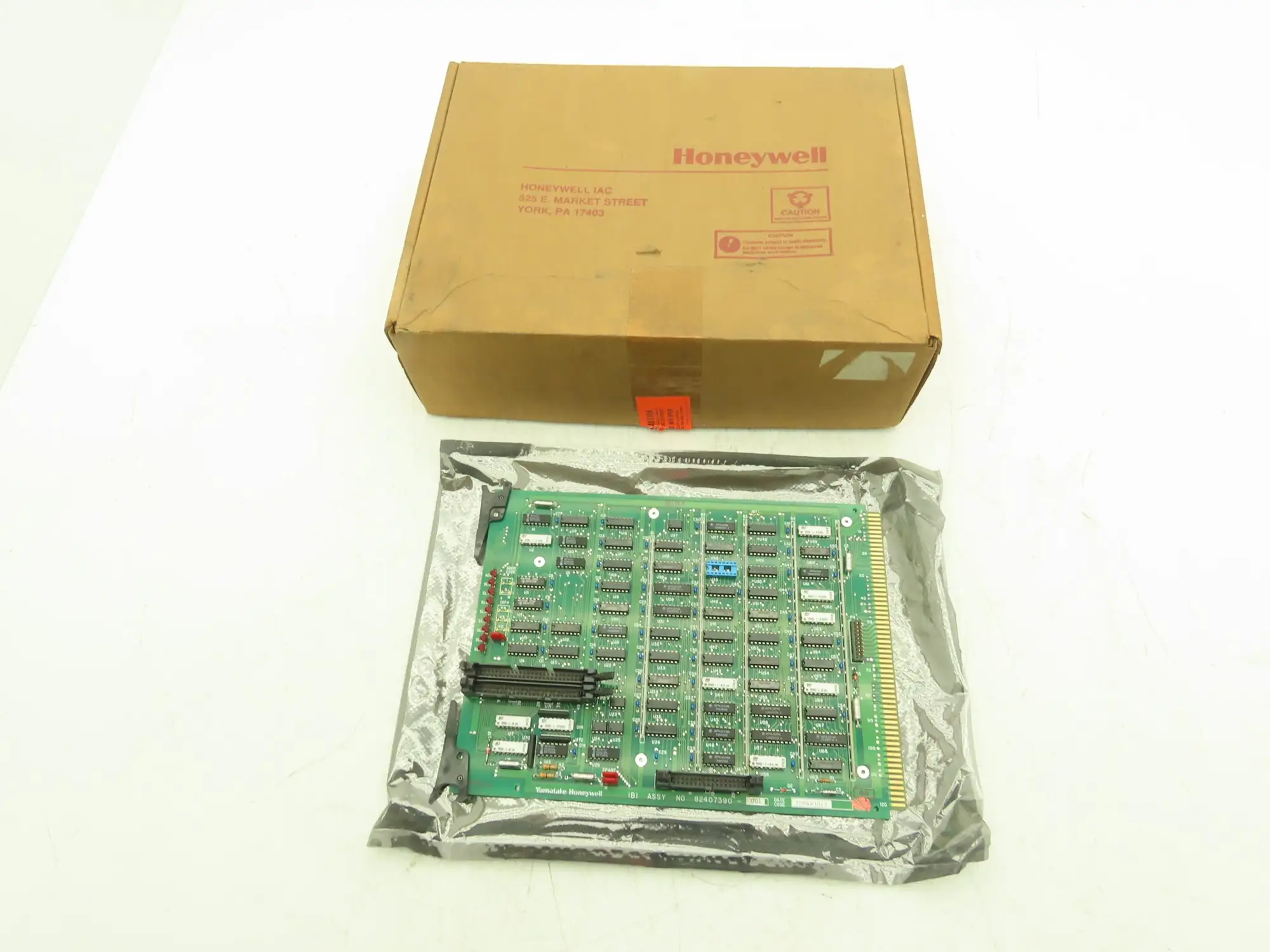 Yamatake Honeywell 82407390-001 IBI ASSY Printed Circuit Board Card