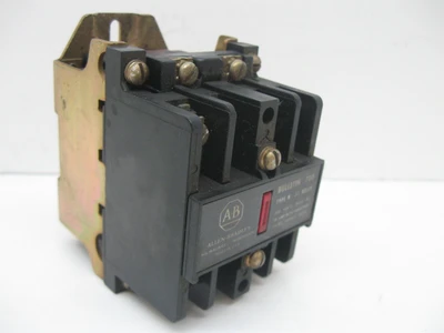 USED ALLEN BRADLEY 700-N200A1
