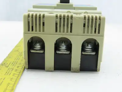 Mitsubishi Electric NF100-CW No-Fuse Breaker 220VAC 100A 3Pole Cat A