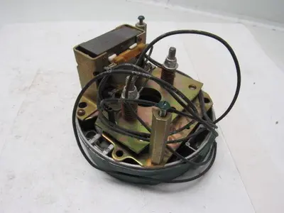 Reliance Electric 413366-1CN Dutymaster Unibrake Motor Brake 220/440V