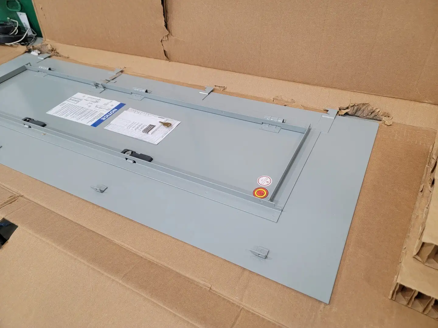 NEW EATON EZT2054S