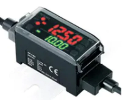 Keyence AP-V80WP Pressure Sensor, Amplifier Unit, DIN Rail Mount, Standard, PNP [New]