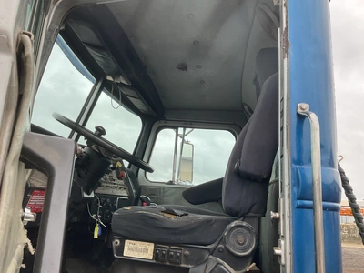 USED 1994 WESTERN STAR SEMI