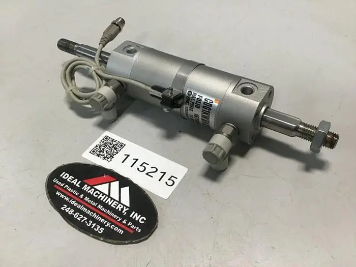 Used SMC CDG1KWBN32-30 Cylinders Michigan US | Ideal Machinery #586084