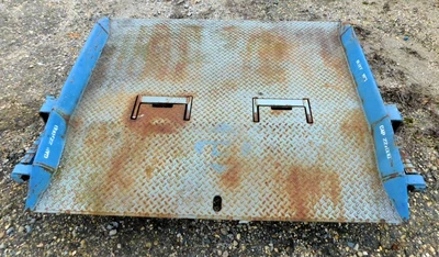 USED BLUFF MFG. 22 R7260L