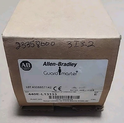 NEW Allen-Bradley 440E-L13133