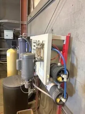 2015 Omax Maxiem Water Jet Cutting Machine with 30 HP Pump, 50,000 PSI Cut Pressure, 600 lb. Bulk Abrasive Delivery System