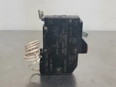 USED CUTLER-HAMMER CHB120