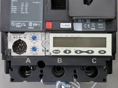 NEW SQUARE D HLA36060U53X