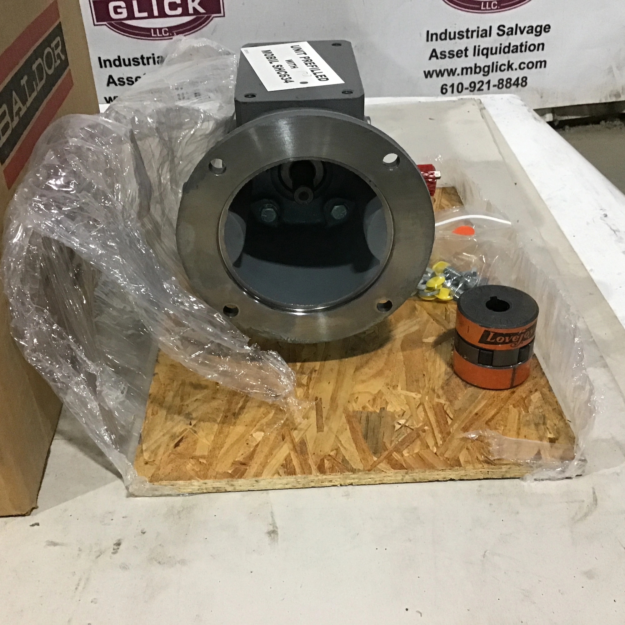Baldor LF921-20-B5-J Gearmotor Speed Reducer Ratio 20:1 Nema 56C Right Hand Shaft