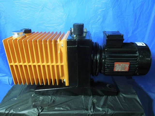 Used ALCATEL _UNKNOWN_ Vacuum Pumps | J.M. Industries #1044699