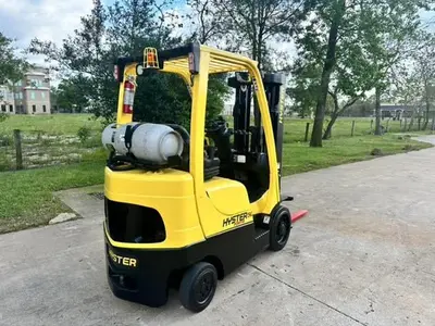 USED 2017 HYSTER S50FT